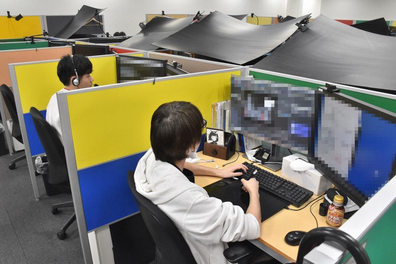 【売却予定】三起社製アニメ用作画机② 売却予定】三起社製アニメ用作画机② アニメーターを夢のある