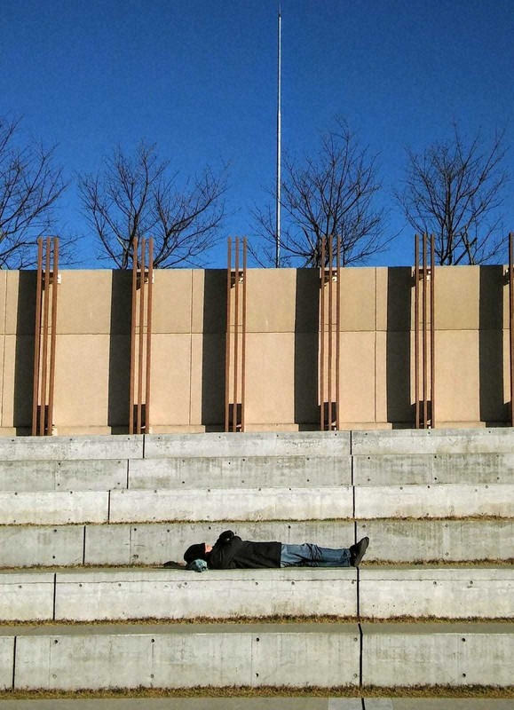 Edging Toward Japan: Embracing the otherness of the gaijin