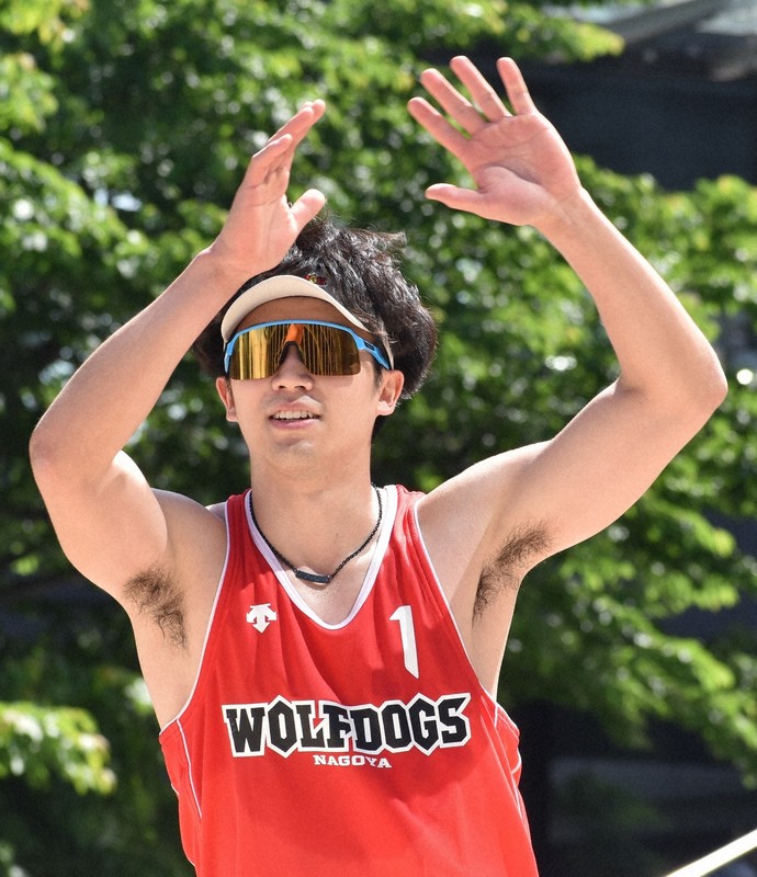 水町泰杜、ビーチ今季初戦は3位 ティリ監督にもらった言葉は… | 毎日新聞