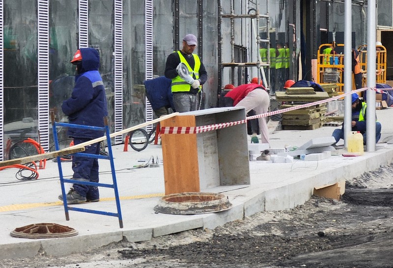 特派員の目：「本当は国に…」露の移民労働者の本音＝山衛守剛
