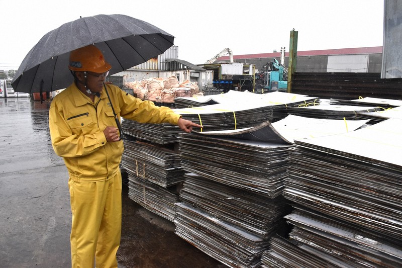 太陽光リサイクル義務化に高いハードル 「廃棄軽視」が招いたツケ