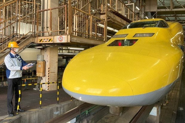 ドクターイエロー、模型で「復活」 45分の1サイズ CF募る | 毎日新聞