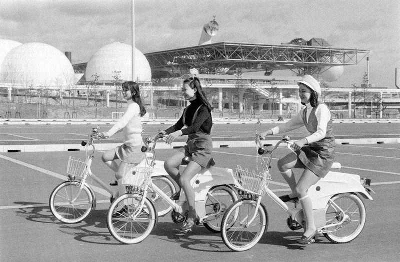 【福岡市／古賀市】購入から半年の自転車を出品します。手渡し・発送対応可。 引取限定】自転車 ママチャリ 20インチ シマノ製 6段変速 DU206