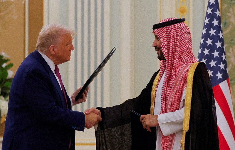 トランプ氏、米国製兵器21兆円分をサウジに売却へ 経済協力協定 | 毎日新聞