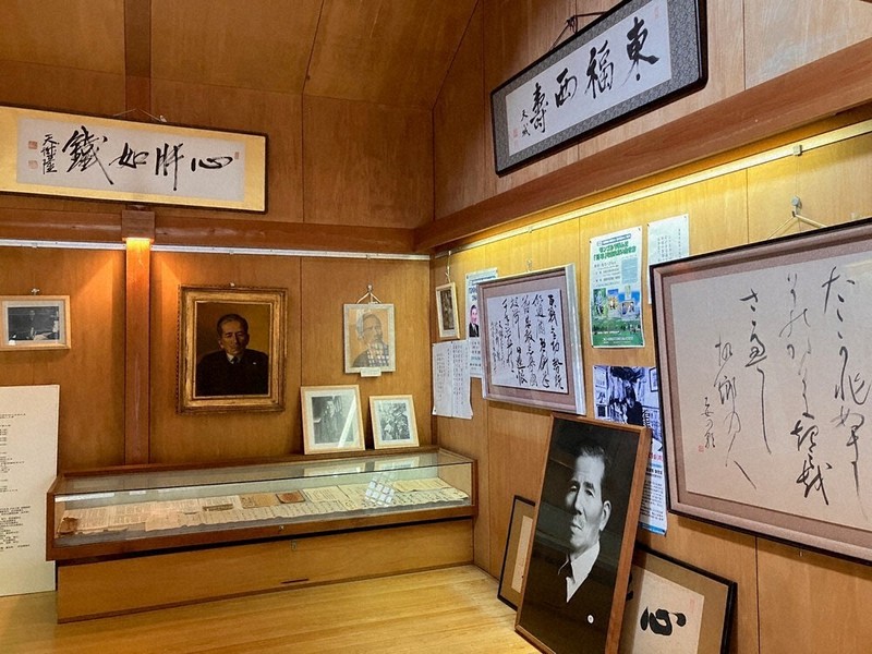 斎藤正章の毎年100％を目指す！2010年まで勝ち抜く戦略を学ぶ 順張り&逆張り 斎藤正章の毎年100％を目指す！2010年まで勝ち抜く戦略を学ぶ 順