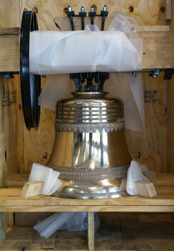 平和祈る鐘、共鳴再び 被爆で大破、浦上天主堂に復元 長崎に心寄せ、米