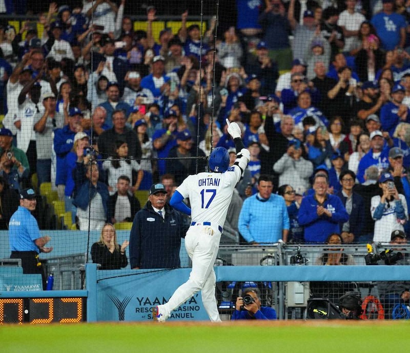 5/19発送】大谷翔平 球場配布 ドジャース 50/50ボブルヘッド