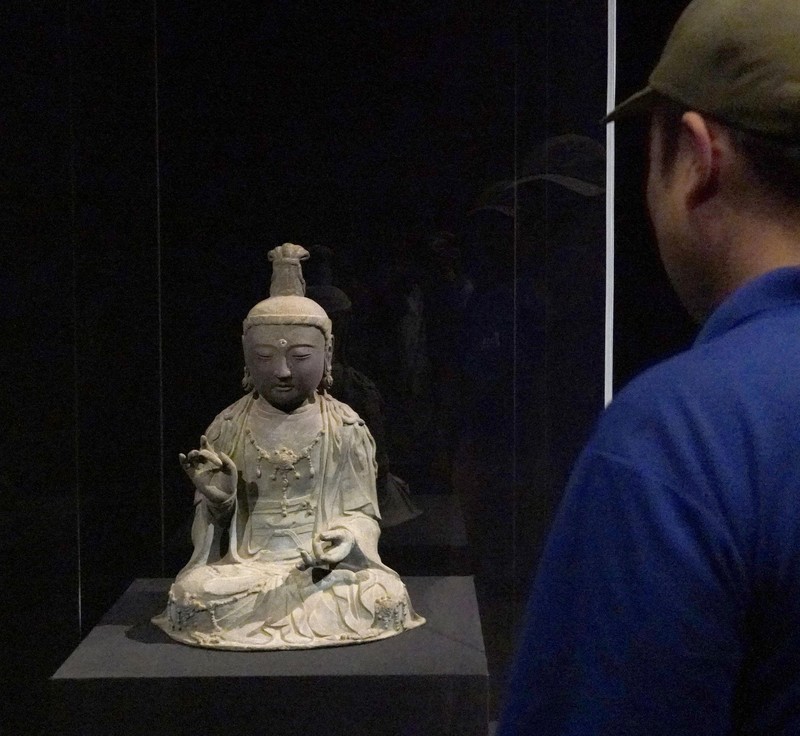 対馬博物館「日韓交流の場に」 盗難仏像を一般公開 | 毎日新聞