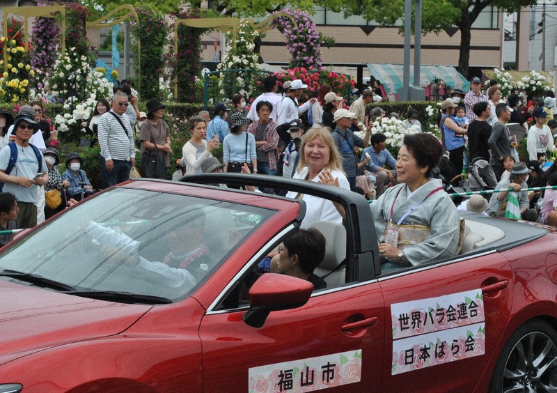 AKB48　柏木由紀　バラ売り AKB48 柏木由紀 バラ売り 🌹‿‿‿‿‿‿‿‿‿‿‿‿🌹.｡ﾟ Rose Expo FUKUYAMA2025