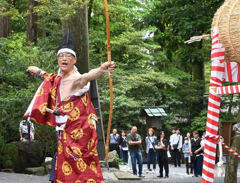 森英明、【錫杖鍛の大椿】、希少な額装用画集より、新品額装付 森