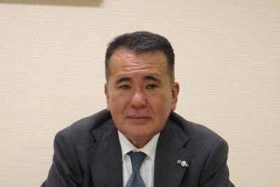 松本圭氏