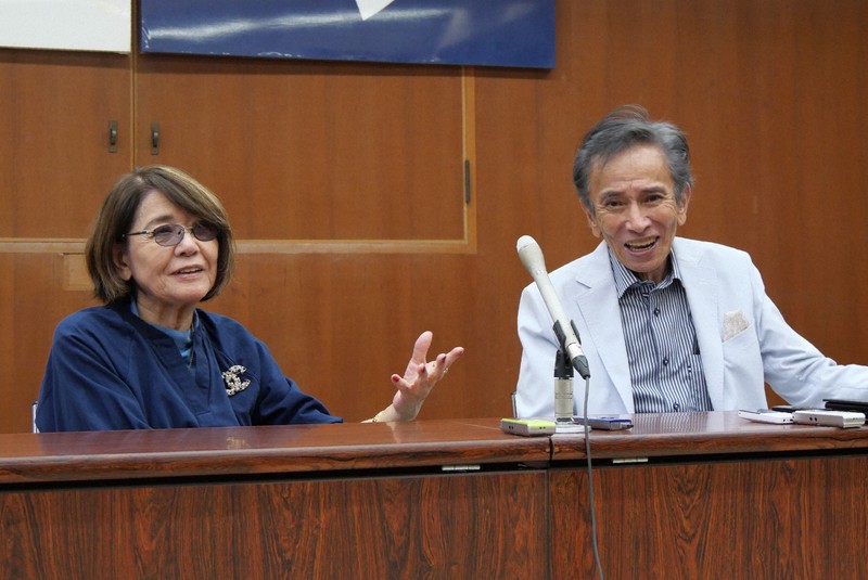 新婚ほやほや「アンヌ隊員」と「仮面ライダーアマゾン」 一問一答