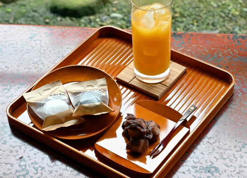 本因坊戦第2局 午前のおやつは能代名物「志んこ」 機運盛り上げ | 毎日新聞