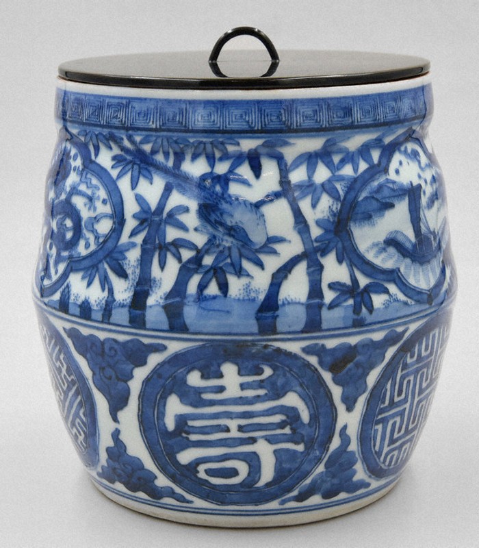 井伊家伝来の茶道具を紹介 16日から彦根城博物館で特集展示：中
