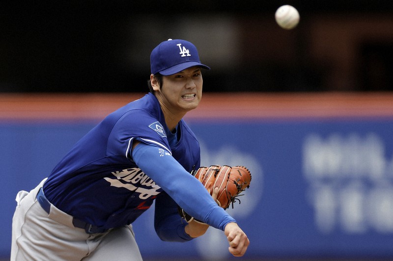 ドジャース 大谷 翔平 投手用NEWモデル 硬式 右投げ用 納期半年 希少