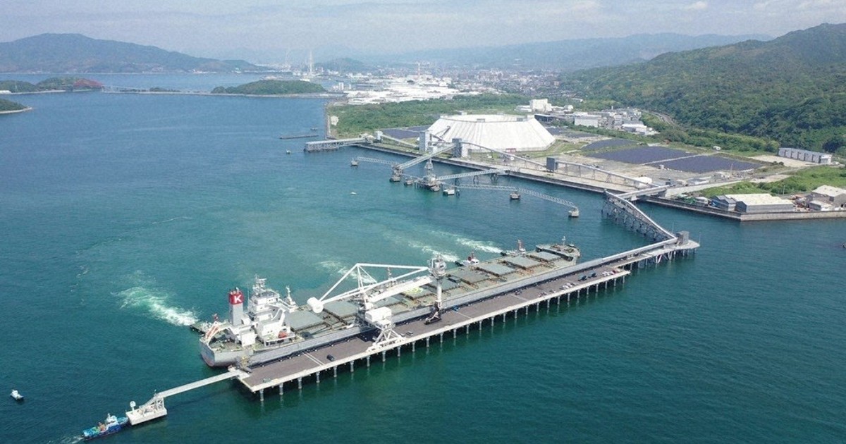 ケープサイズ級船係留可 水深日本一の桟橋完成 石炭一括大量輸送を促進