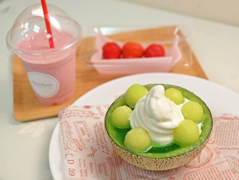 名人戦おやつ「まんまるメロンソーダ」　佐藤紳哉七段も「隙がない」