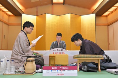 名人戦第5局 永瀬九段が67手目封じ1日目終了 | 毎日新聞