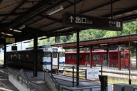 被災直後の人吉駅。車両は現在、搬出済み＝2020年、筆者撮影