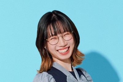 主権者教育に取り組んでいる、たかまつななさん＝笑下村塾提供