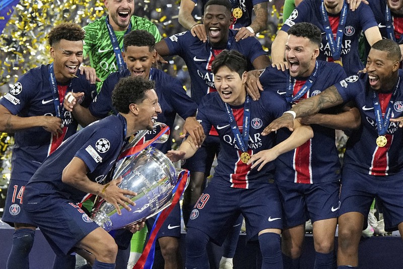 サッカー：サッカー 欧州CL パリSG圧勝、初V 史上初の5点差、今季3冠