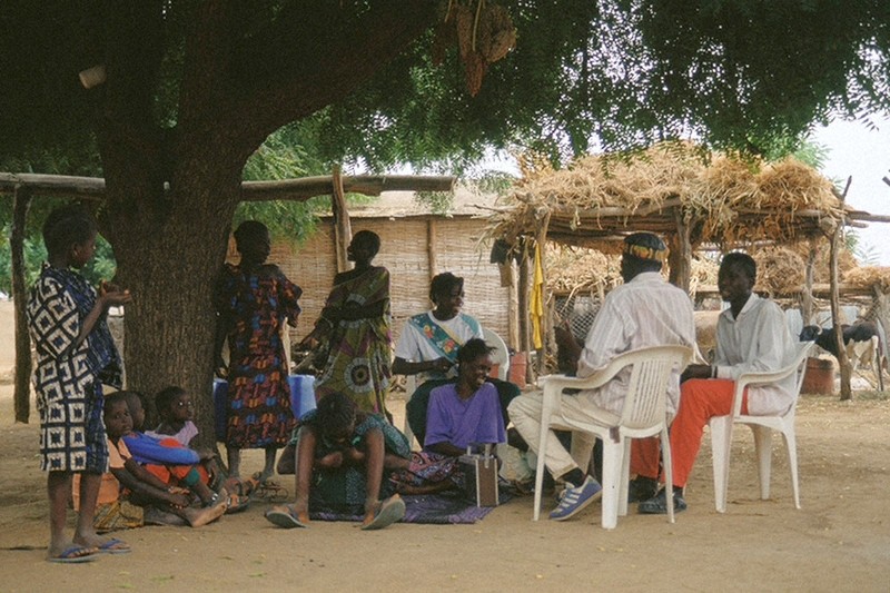 旅・いろいろ地球人：セネガルの大家族 個を決める姓名 | 毎日新聞