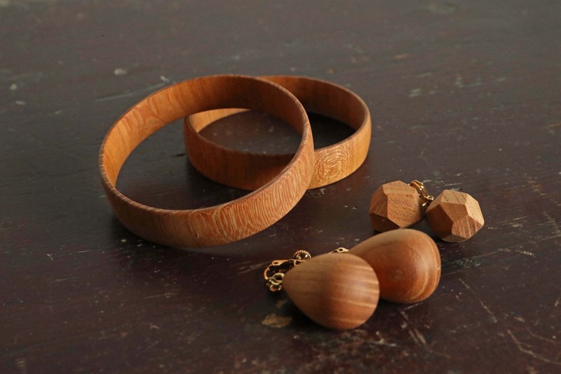 能登地震で解体家屋の廃材をおわんに 輪島塗の技術生かす職人 | 毎日新聞