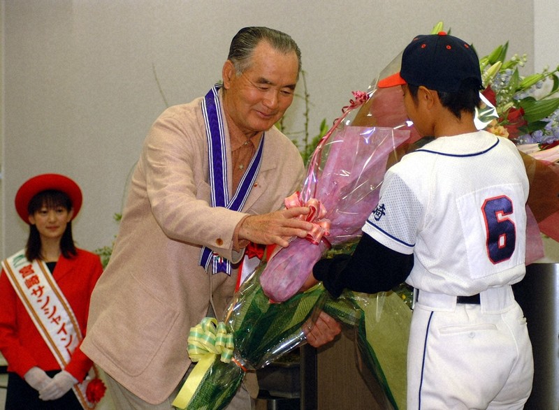 太陽のような人」 長嶋茂雄さん死去、キャンプ地宮崎などで