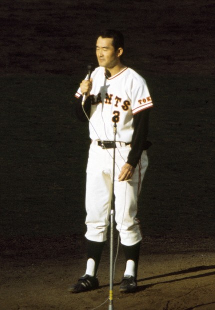 約束のものだ」 引退セレモニー直前、柴田勲さんに手渡された