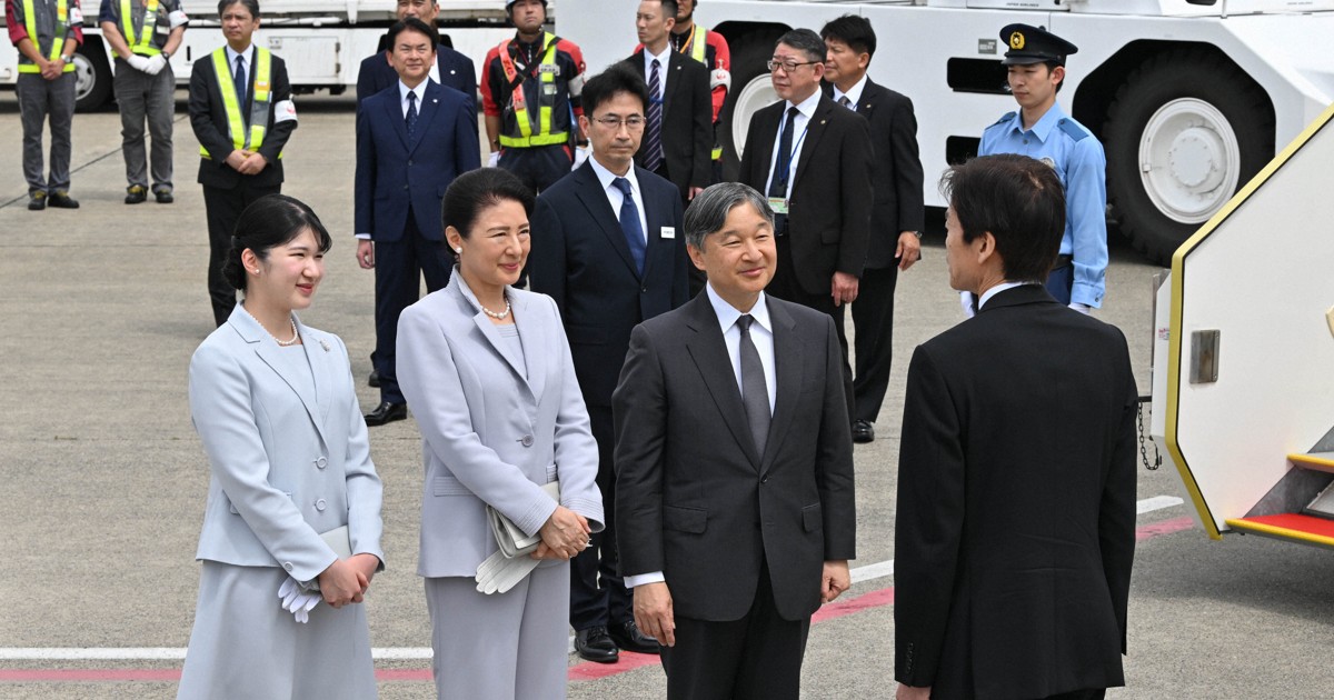 天皇ご一家が沖縄訪問 国立沖縄戦没者墓苑で供花 [写真特集15/18