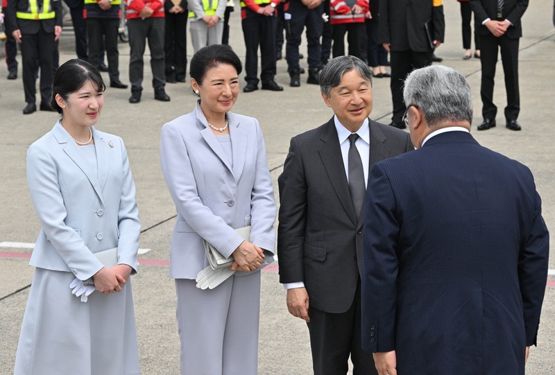 天皇ご一家が沖縄訪問 国立沖縄戦没者墓苑で供花 [写真特集15/18