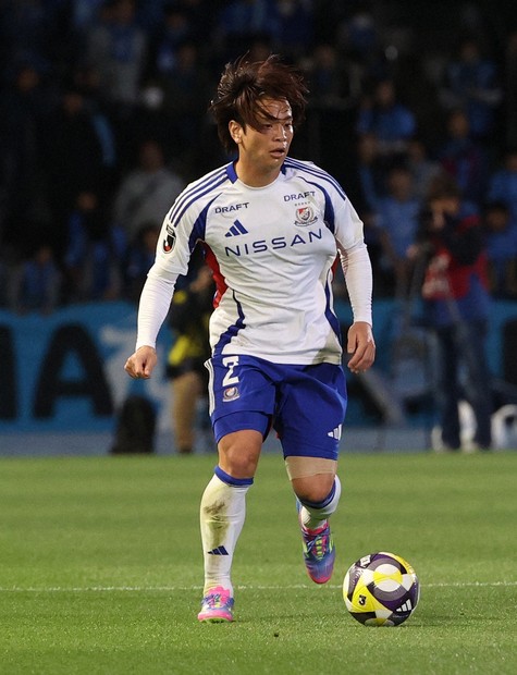 永戸勝也　2022等身大タペストリー 数量は多い 永戸勝也 2022等身大タペストリー メルカリ - 応援