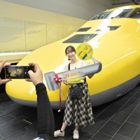 抽選倍率約22倍 ドクターイエローT4編成 搬入イベント [写真特集6/22