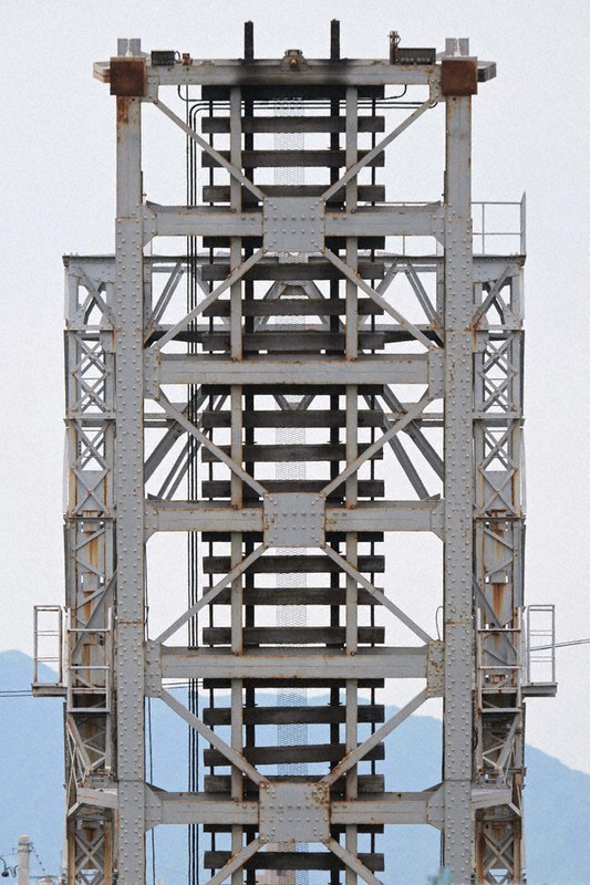 レトロの美：末広橋梁 三重県四日市市 1日5回の列車鉄橋 | 毎日新聞