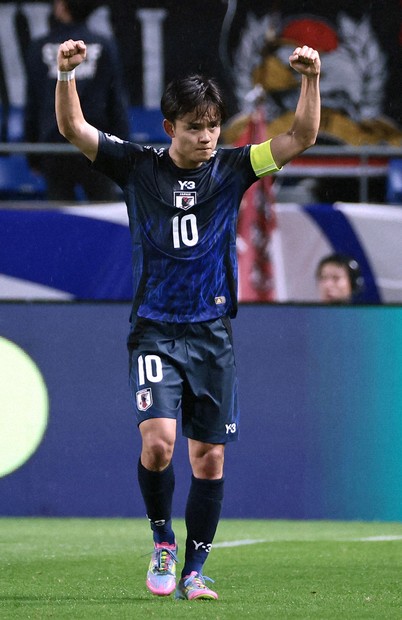 サッカー日本代表、インドネシアに勝つ W杯最終予選ラスト飾る | 毎日新聞