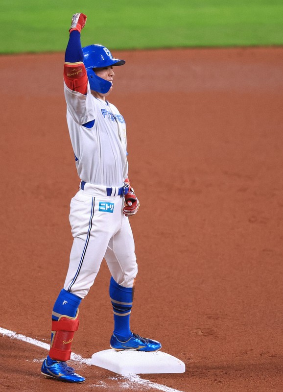 日本ハム・五十幡が大活躍 ヤクルトに3連勝 プロ野球セ・パ交流戦