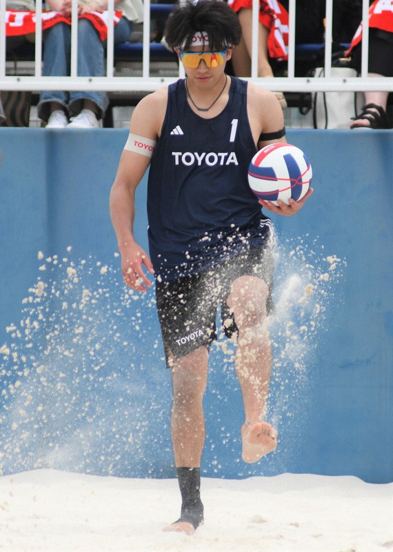 ビーチバレー都予選V、息ぴったりの水町泰杜と新ペア [写真特集1/12