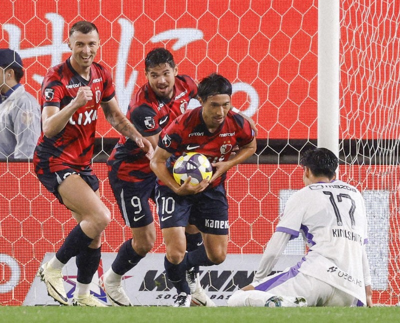 この勝ち点1が後々に…」 J1鹿島が土壇場で同点弾 | 毎日新聞