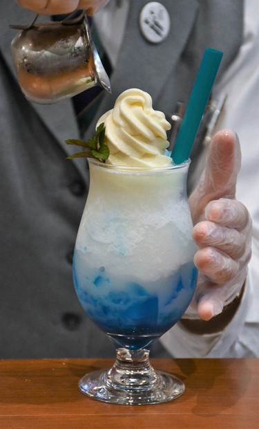 夏らしく爽やか アオバナ使ったスイーツ、大学生ら考案 滋賀・草津