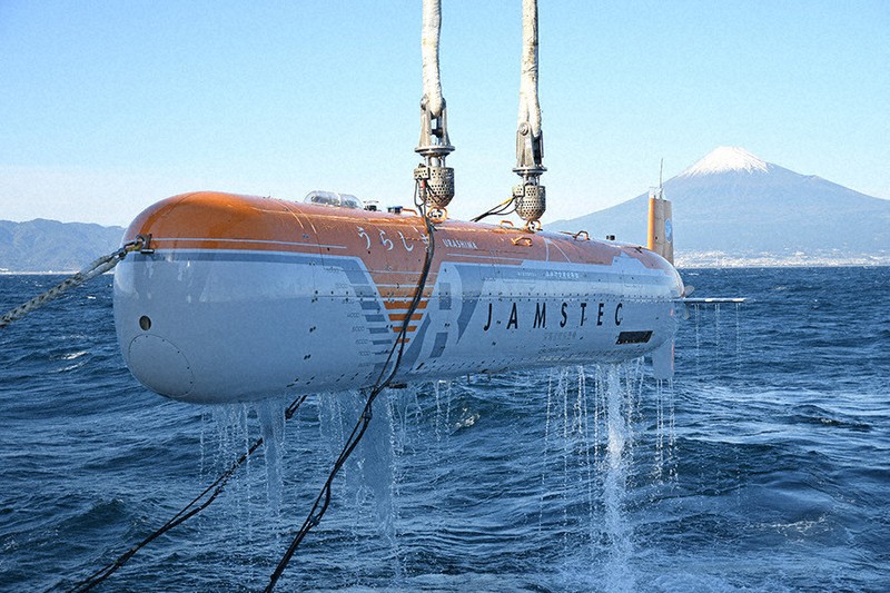指令！海を探究せよ：超深海での探査を目指す | 毎日新聞