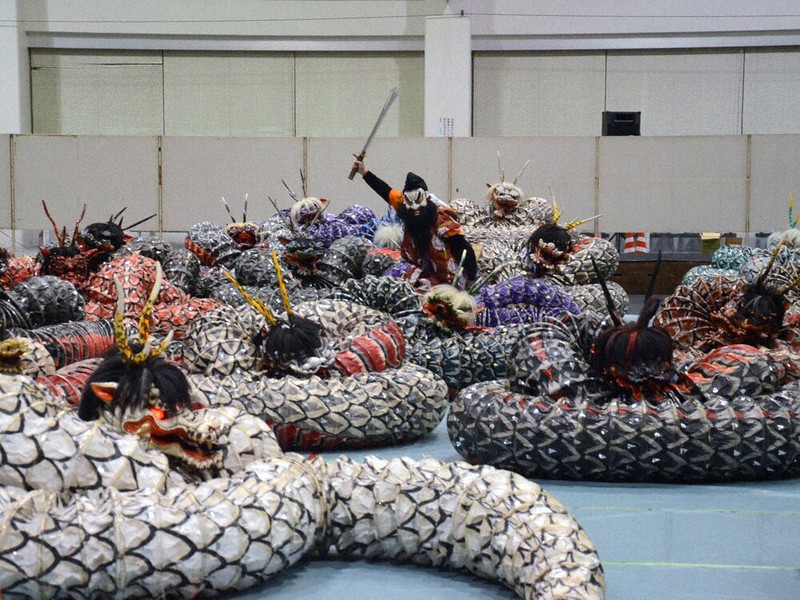 EXPO2025大阪・関西：命吹く大蛇 55頭踊り出す 石見神楽 55年