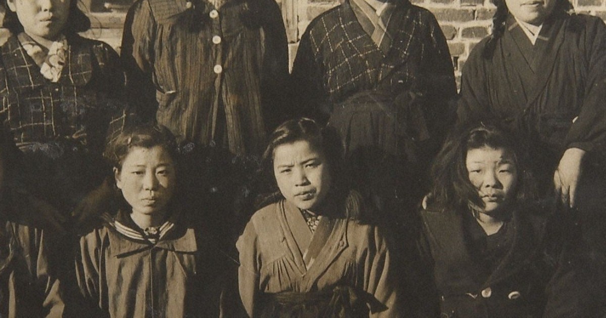 特集ワイド：総括なき戦争…日本の縮図 映画「黒川の女たち」が問う