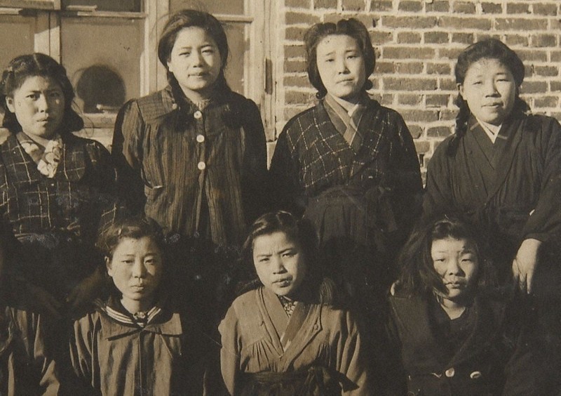 特集ワイド：総括なき戦争…日本の縮図 映画「黒川の女たち」が問う
