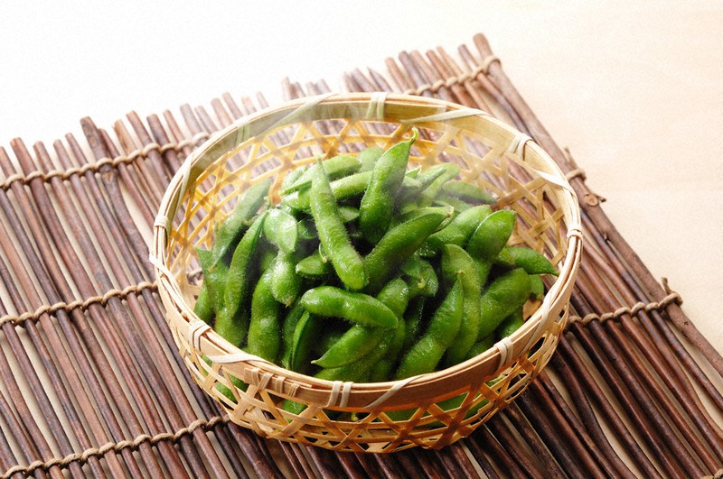 枝豆店 3➕2 枝豆 2025 丹波篠山 ブランド 黒枝豆 2kg 枝付き h-e2 もっちり 大粒