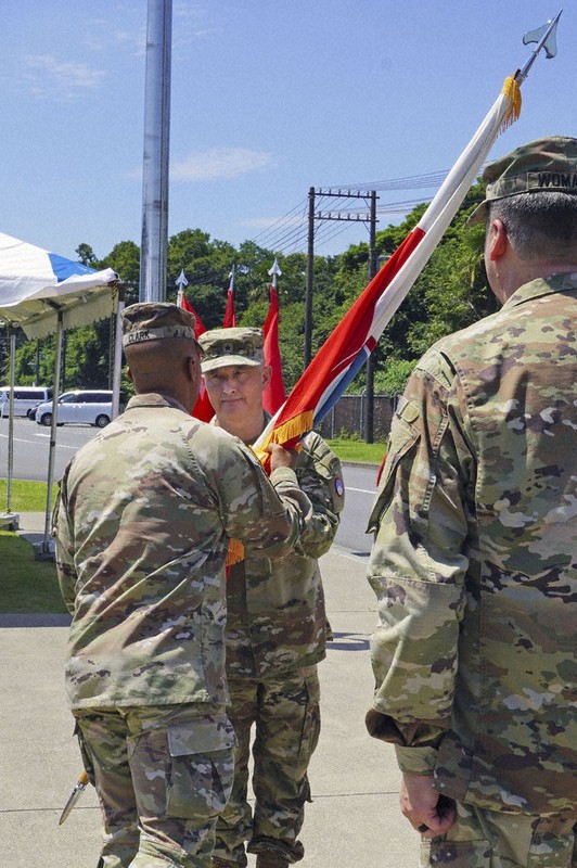 横須賀生まれの新司令官が着任 在日米陸軍 ／神奈川 | 毎日新聞