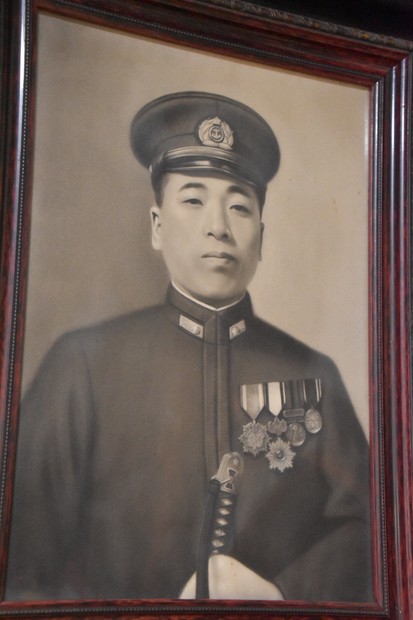 AKa6856　旧日本海軍大佐所有参謀司令潜水艦長　掃海隊指揮官からの手紙当時物 丸 2025年 11 月号 表紙:○「日本海軍潜水艦オールガイド」 [雑誌