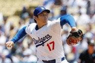 ナショナルズ戦に1番・投手兼指名打者で先発し、投球するドジャース・大谷＝ロサンゼルス（共同）