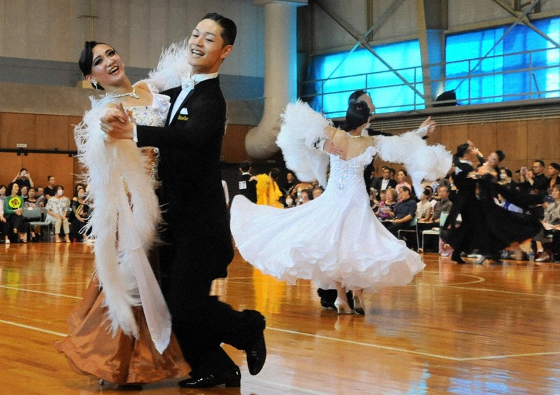 全道ダンス選手権 プロ・ボールルーム部門 大西亘・ちかる組V9