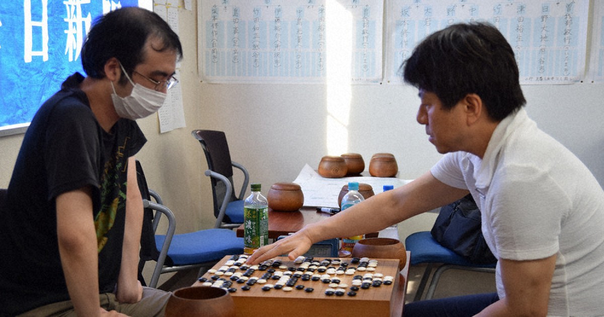 囲碁 第71回アマ本因坊戦 県大会 坂本さん7年ぶり優勝 準Vの竹田さんと