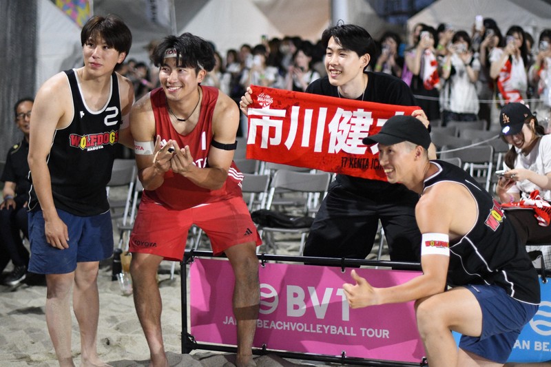 二刀流」の水町泰杜、ウルドのチームメートとの対戦に笑顔 [写真特集1